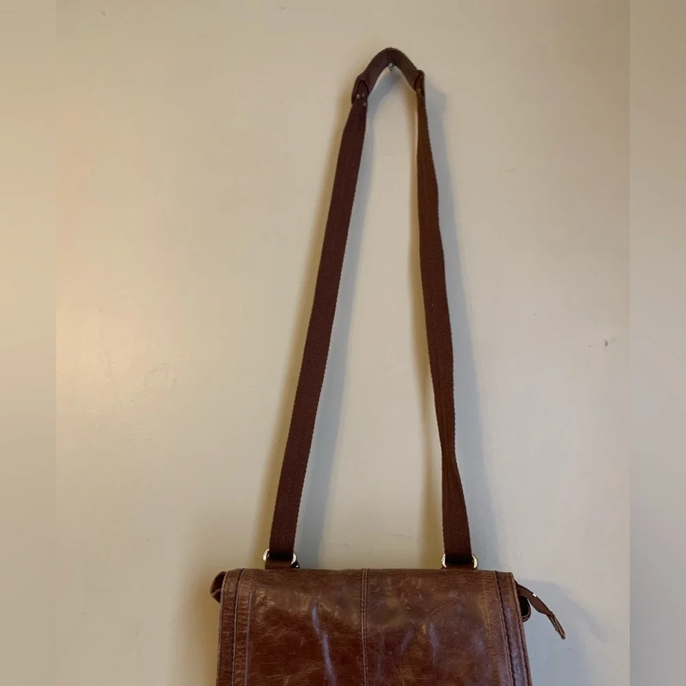 The Sak Ventura Brown Leather Backpack Crossbody Bag Convertible Boho Chic